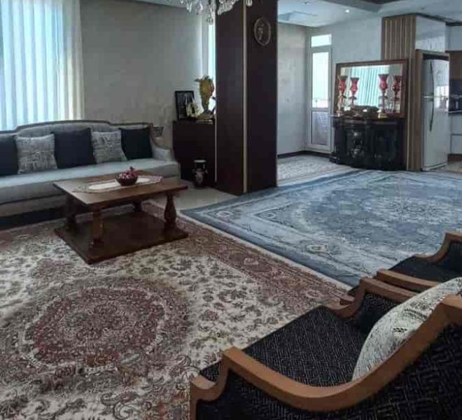 ملک فروشی نود متری اندیشه